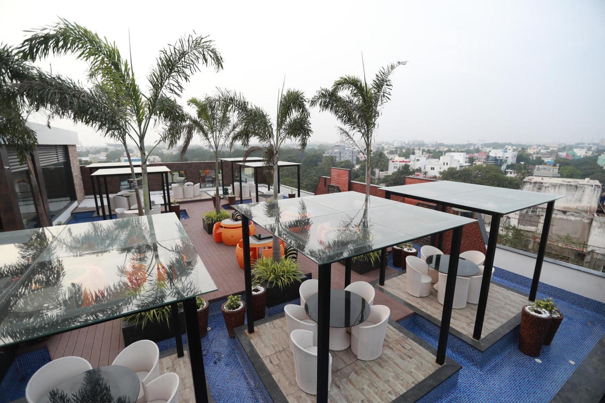 Hotel Park Elanza Chennai Exterior photo