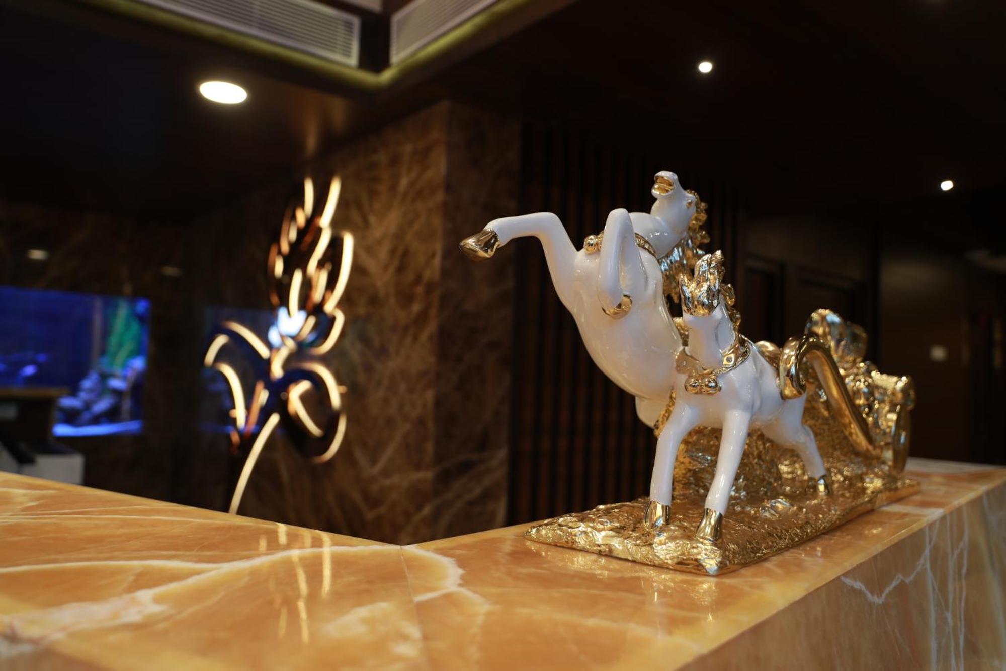 Hotel Park Elanza Chennai Exterior photo