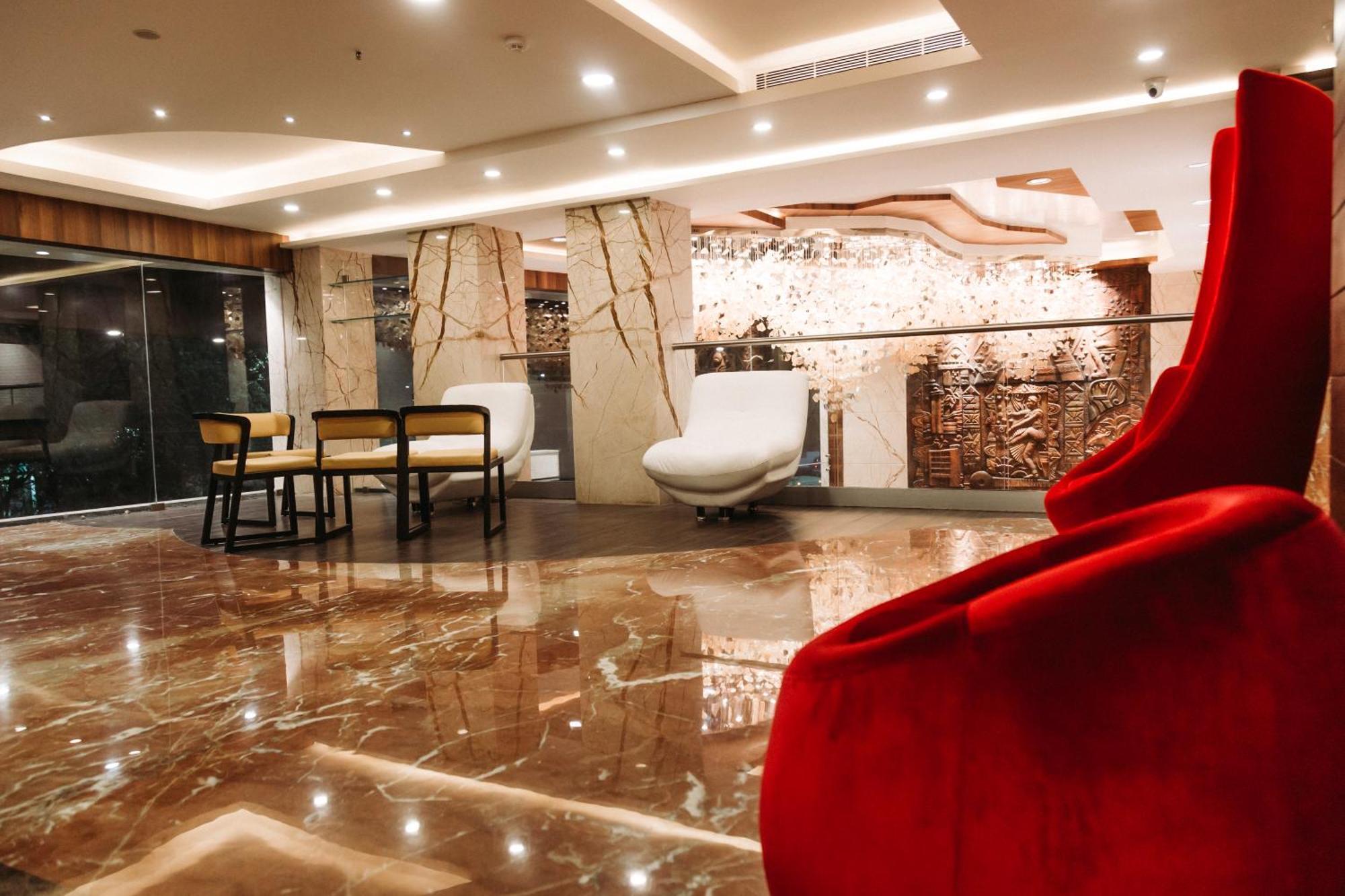 Hotel Park Elanza Chennai Exterior photo