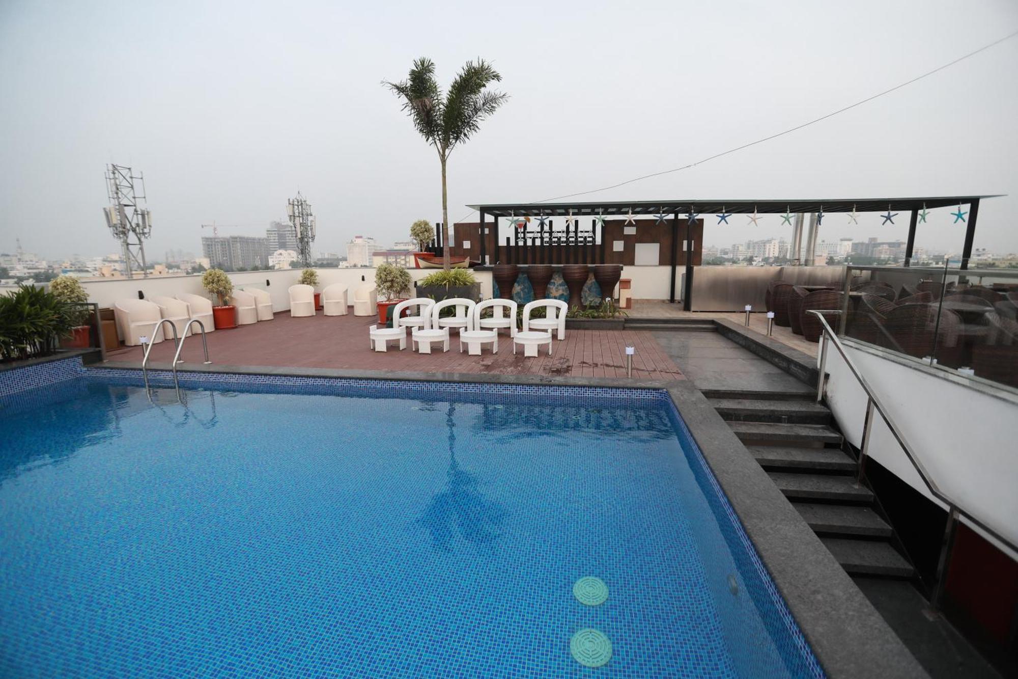 Hotel Park Elanza Chennai Exterior photo