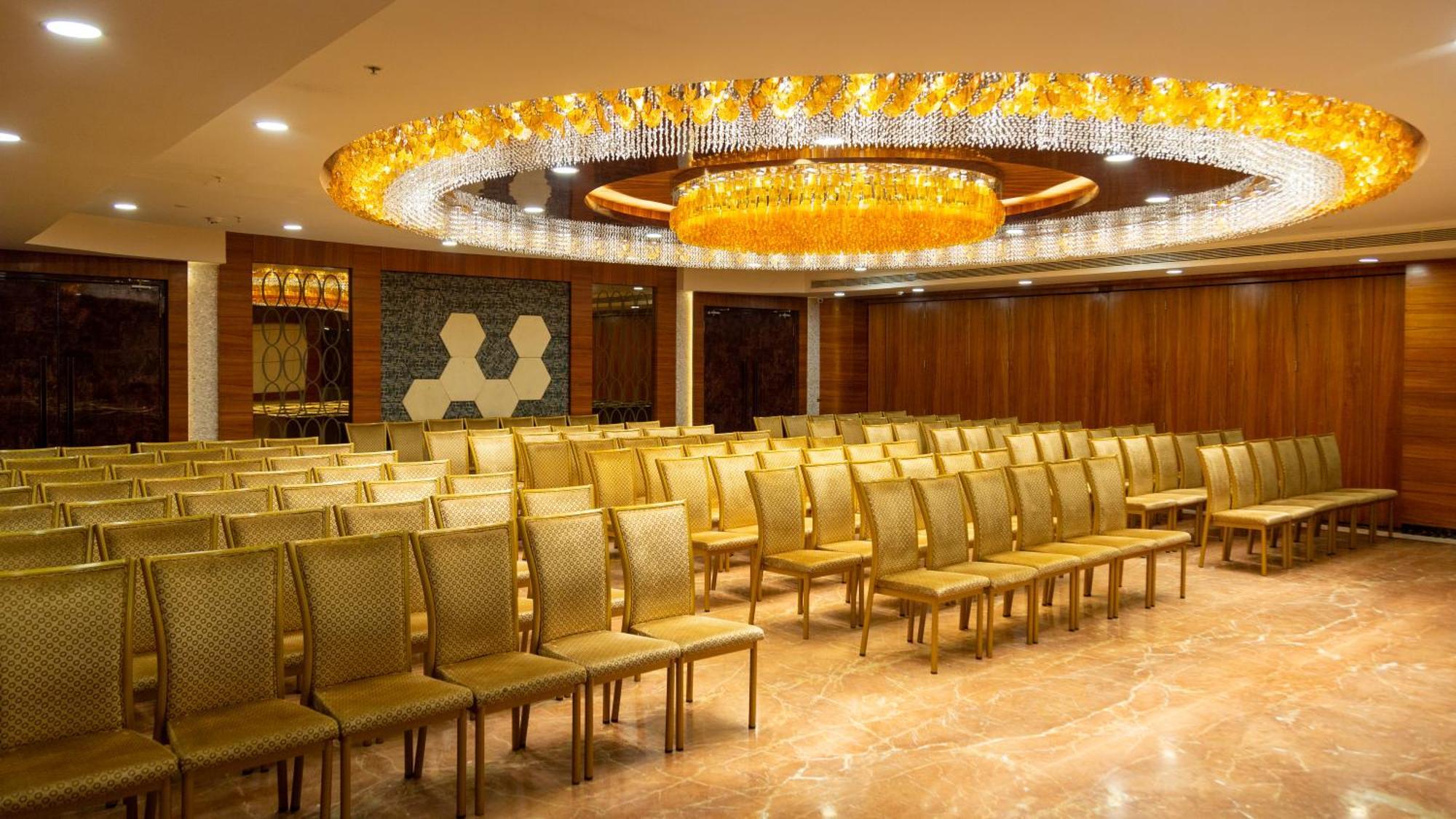 Hotel Park Elanza Chennai Exterior photo